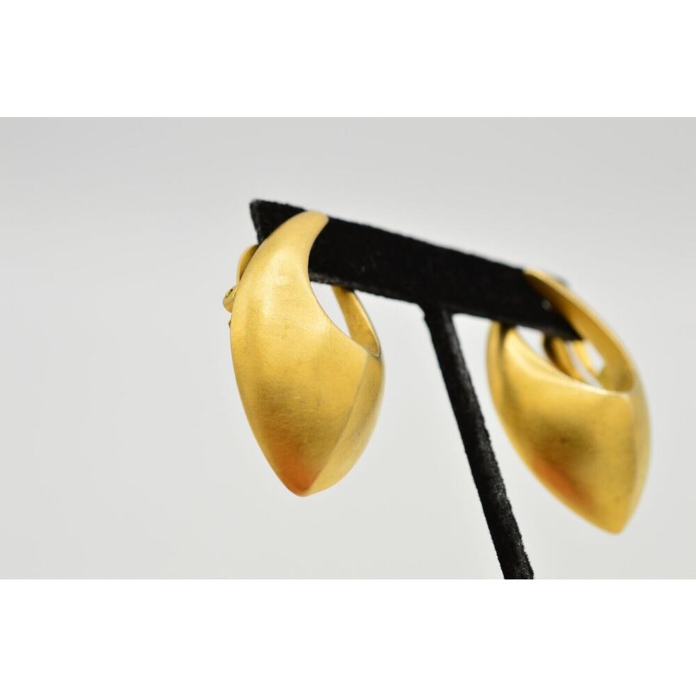 Givenchy Vintage Clip On Earrings Brushed Gold Chunky Runway Signed 1980s BinH - Picture 6 of 12